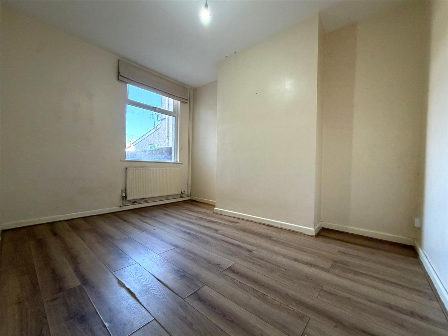 Cecil Street, Manselton, Swansea, SA5 8QP